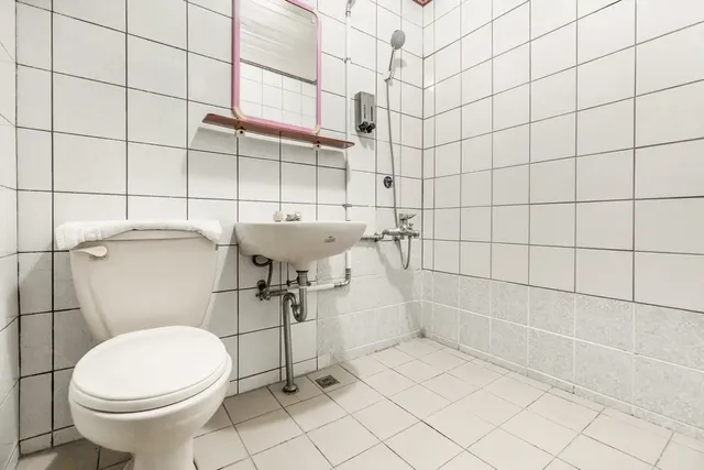 Forever Happiness Hostel-Standard Triple Room-6