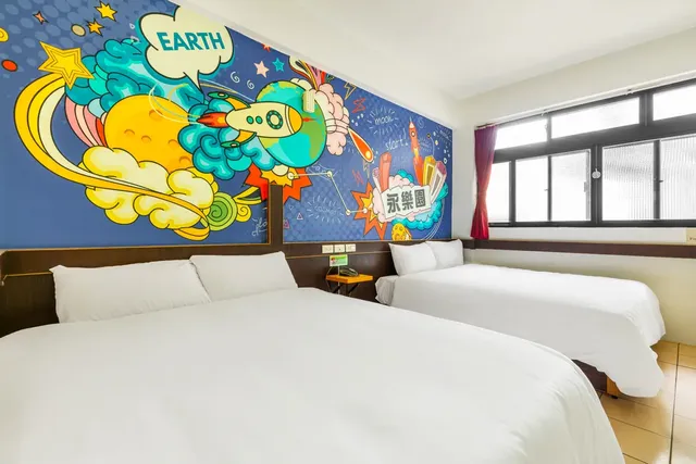 Forever Happiness Hostel-Superior Quadruple Room-3