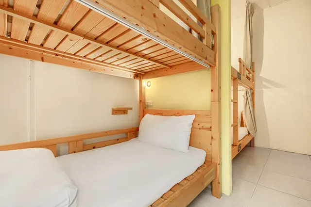 Forever Happiness Hostel-Bed in 4-Bed Female Dormitory Room-4