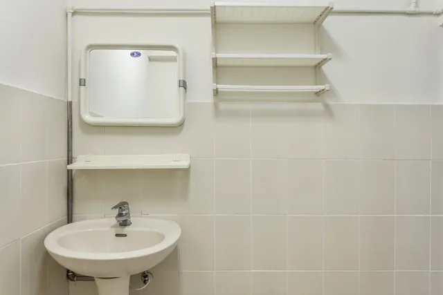 Forever Happiness Hostel-Bed in 6-Bed Dormitory Room-11