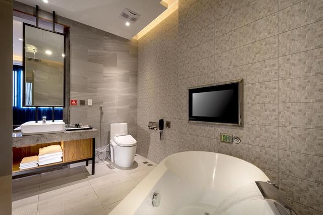 Norwegian Forest Leisure Motel-Lively Family Room-5
