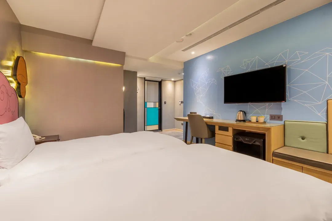 CHECK inn Taichung Wenxin Zhongqing