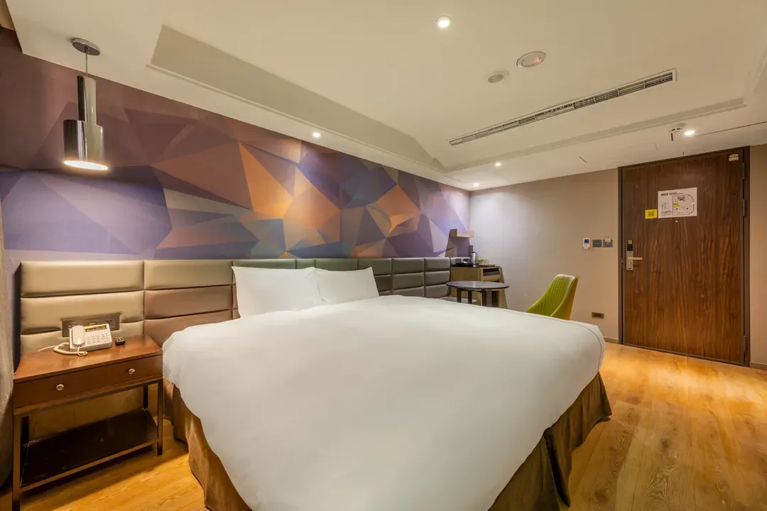CHECK inn Taichung Wenxin Zhongqing