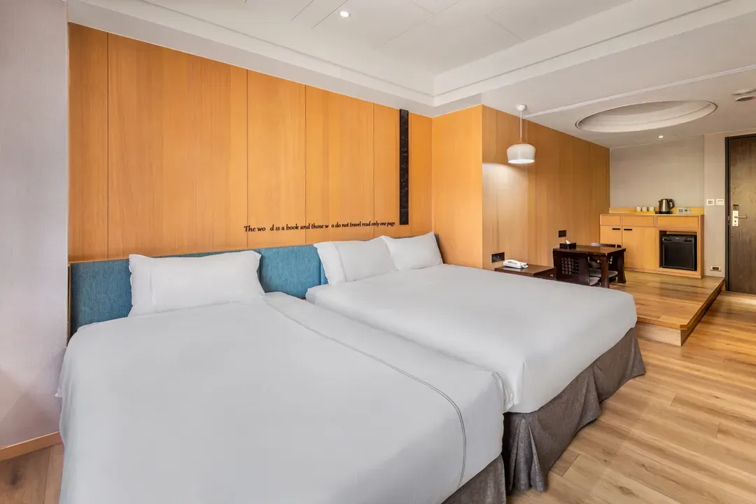 CHECK inn Taichung Wenxin Zhongqing
