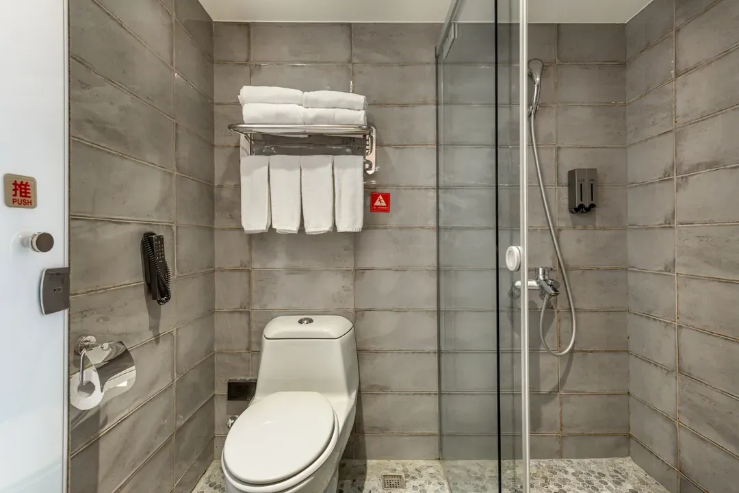 CHECK inn Taichung Wenxin Zhongqing