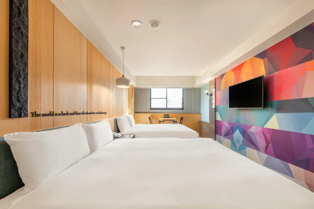 CHECK inn Taichung Wenxin Zhongqing