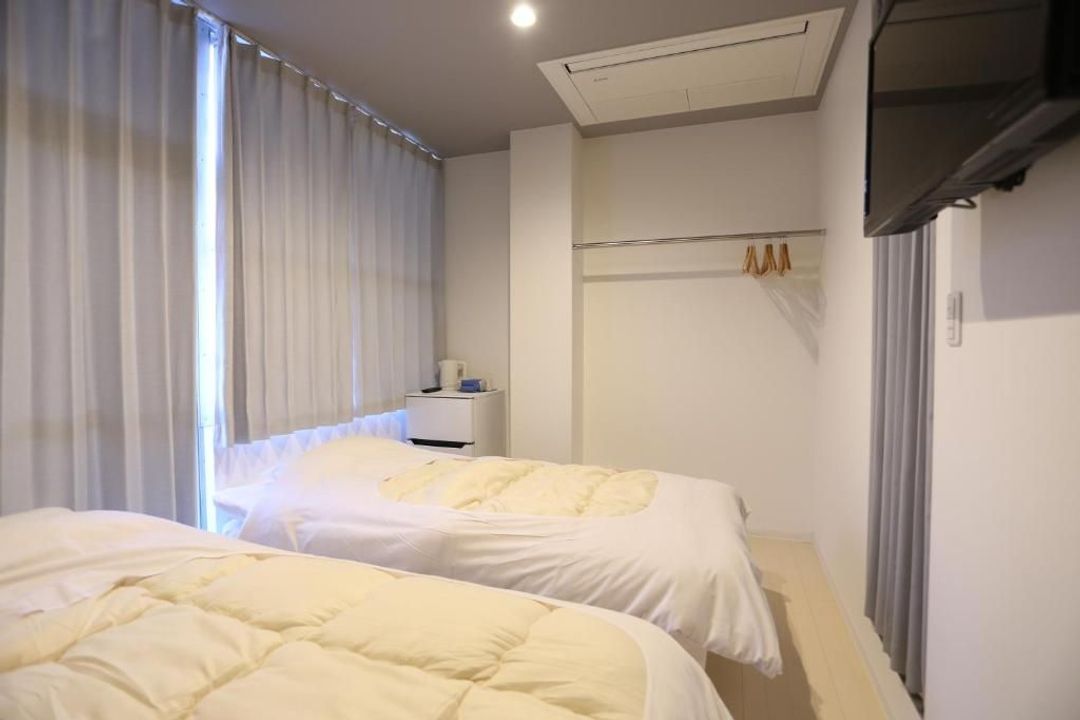 IWATOYAMA HOTEL (Iwatoyama Hostel)