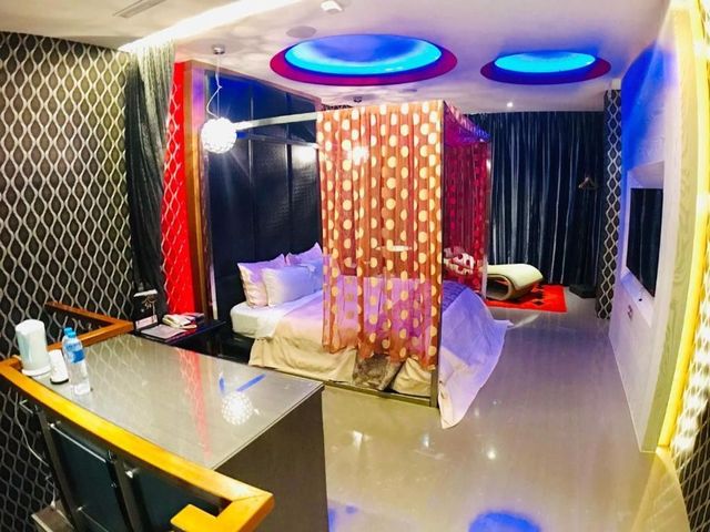 風緻主題精品汽車旅館 | 南台中首選寵物友善旅館-高級雙人房-禁菸【 18：00 後入住 】含早餐-5