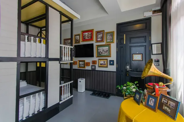 De Phanakron Boutique Hotel-Deluxe Family Suite with breakfast-5