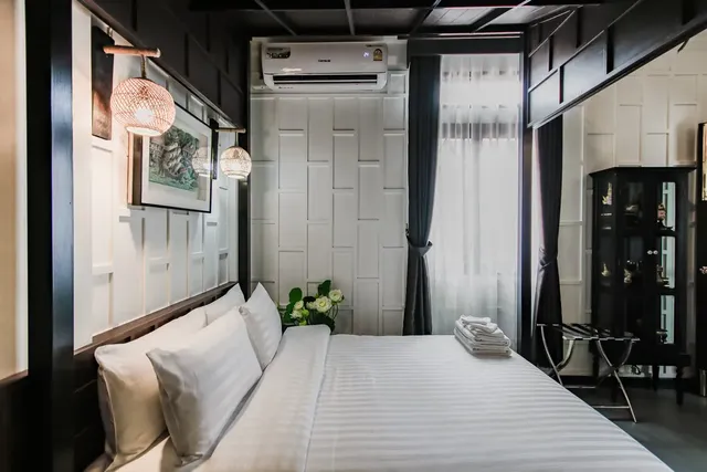 De Phanakron Boutique Hotel-Suite with breakfast-4