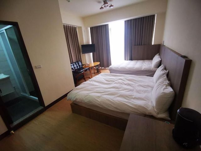360咖啡宿-四人房-無陽台-2