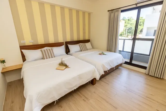 Newly opened guesthouse, turn right - 4-18 people per room/floor/electric mahjong/karaoke/slide - room rates based on number of guests.-包棟-2