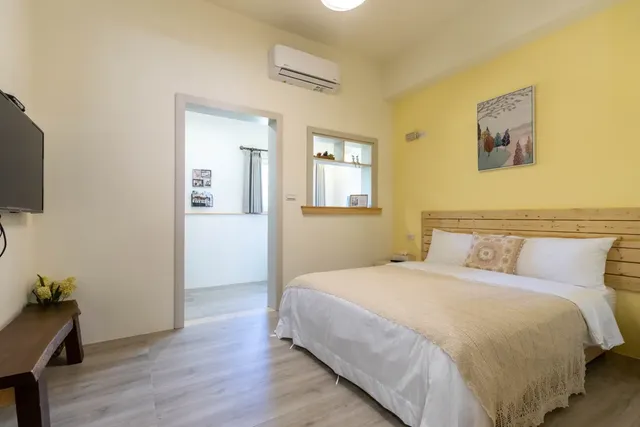 Newly opened guesthouse, turn right - 4-18 people per room/floor/electric mahjong/karaoke/slide - room rates based on number of guests.-包棟-6