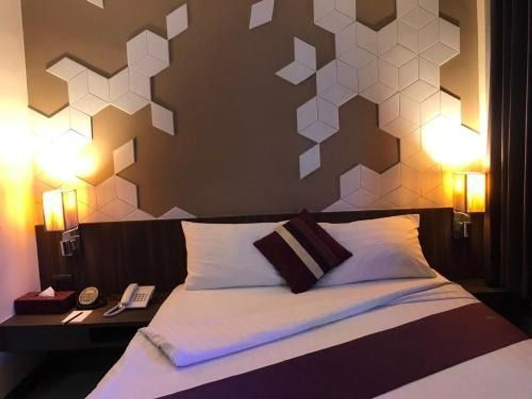 曼谷帕拉迪索精品店套房酒店 (Paradiso Boutique Suites Hotel)