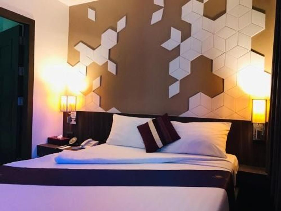 曼谷帕拉迪索精品店套房酒店 (Paradiso Boutique Suites Hotel)