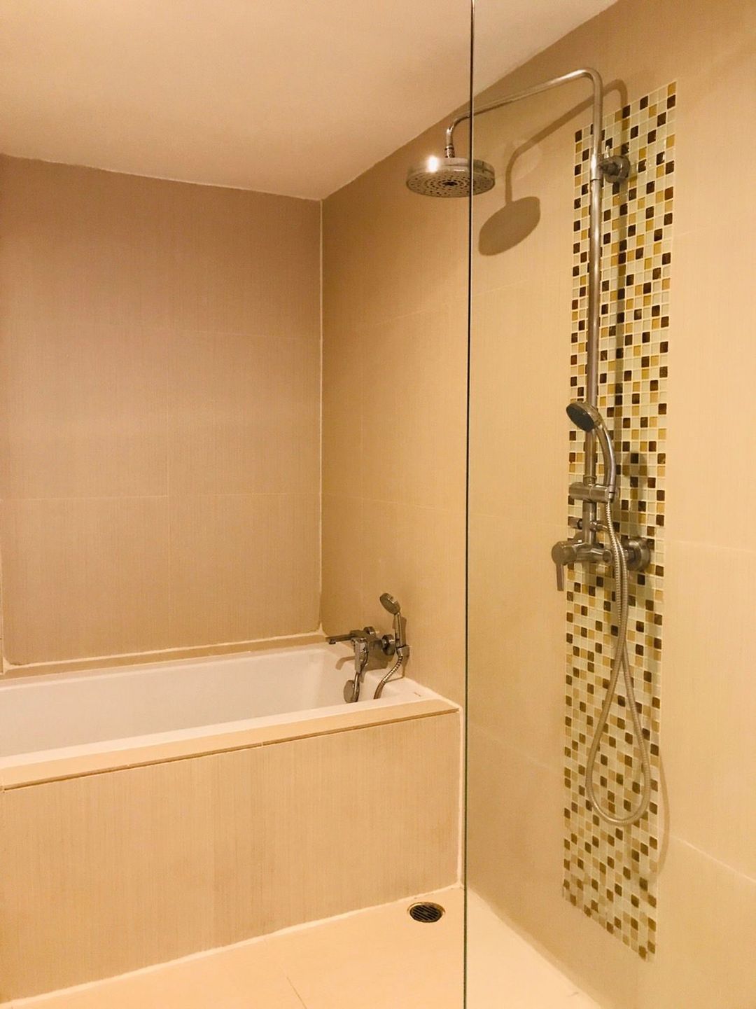 曼谷帕拉迪索精品店套房酒店 (Paradiso Boutique Suites Hotel)