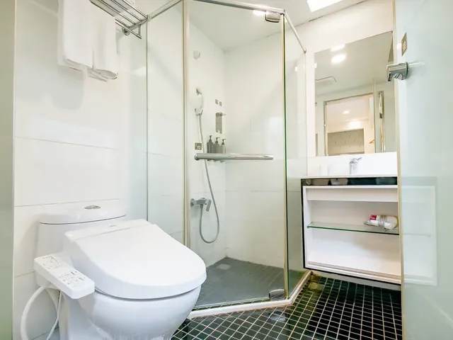雀客快捷台北永康｜永康街商圈旁、緊靠捷運站、交通便利-敏捷雙床客房-9