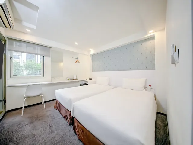 雀客快捷台北永康｜永康街商圈旁、緊靠捷運站、交通便利-敏捷雙床客房-1