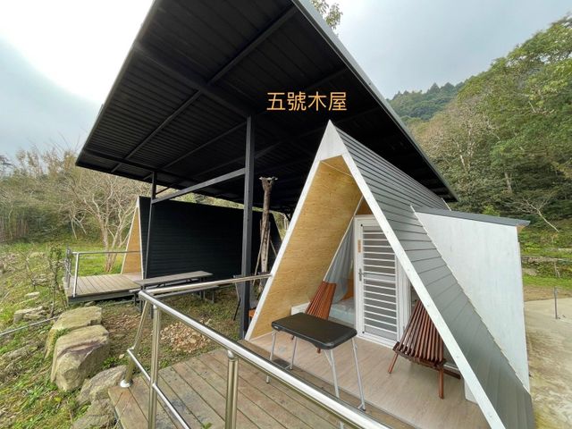 虹夕尖石免搭帳露營區｜獨家8折起！寵物友善、高海拔、鄰近青蛙石天空步道-【露營小木屋】4人入住｜需自備棉被枕頭-12
