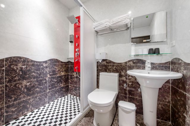 Taitung Knock Knock Smart Stay-Family Room with Balcony-201.301-9