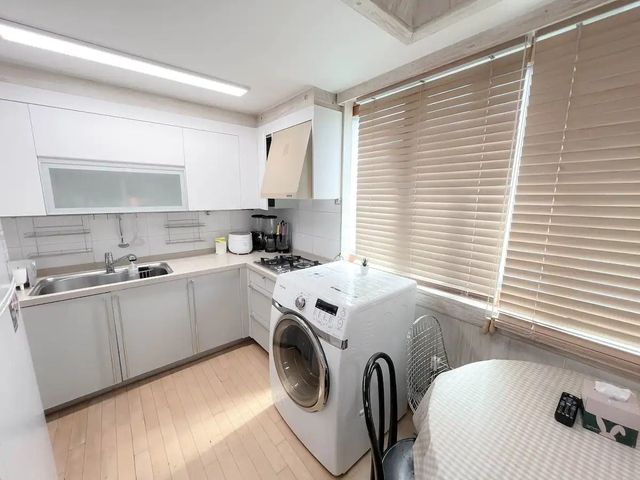 達達的屋 延南/弘大｜6分鐘到弘大入口站 近延央公園-一廳三室公寓，可入住9位#H3-7