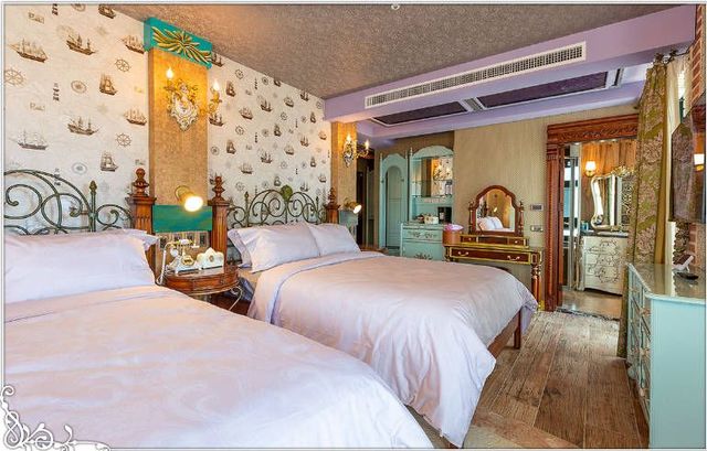 Hotel Moon-706 Mountain View Deluxe Double Room-4