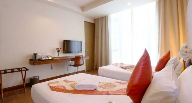 On 8 Sukhumvit Nana Bangkok-Saffron Premier Twin Room (Room only)-2