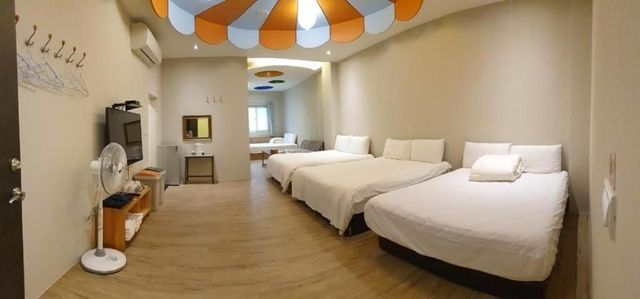 羅東幸福Yes｜溜滑梯主題房型、羅東夜市1分鐘-遊樂園八人房-4