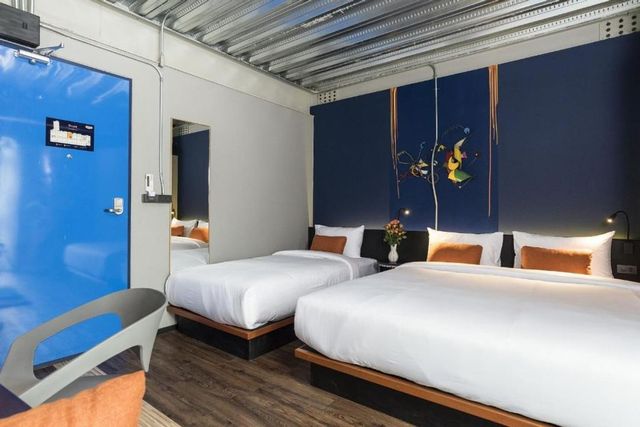 曼谷梅斯泰爾車庫飯店（MeStyle Garage Hotel - SHA Extra Plus）-小型三人房（不含早餐）（Triple Small room（Room only）-1
