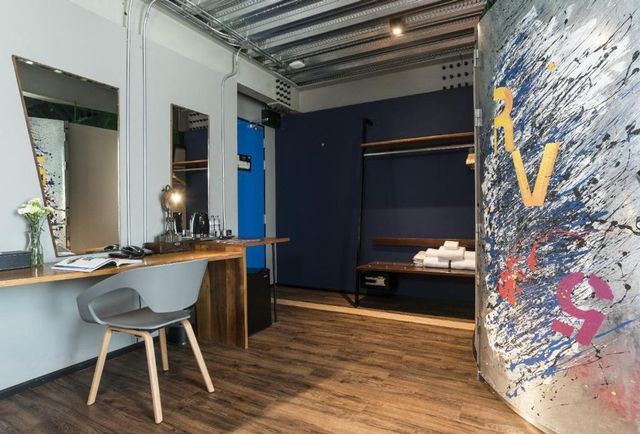 曼谷梅斯泰爾車庫飯店（MeStyle Garage Hotel - SHA Extra Plus）-高級三人房（不含早餐）（Triple Large room（Room only）-4
