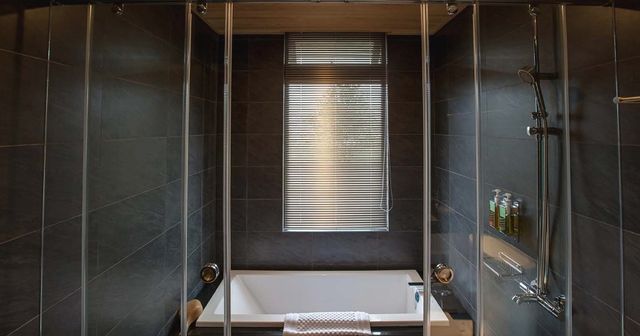 WStar-Capella quadruple room-5
