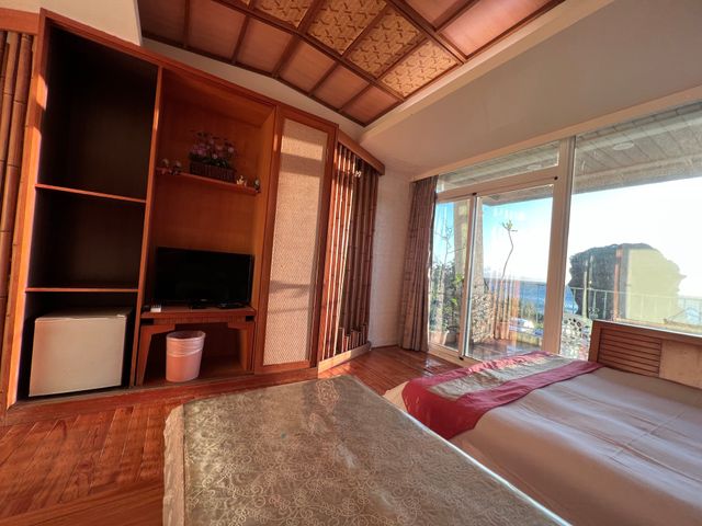 墾丁明君旅棧｜帆船石正對面-面海四人房-2