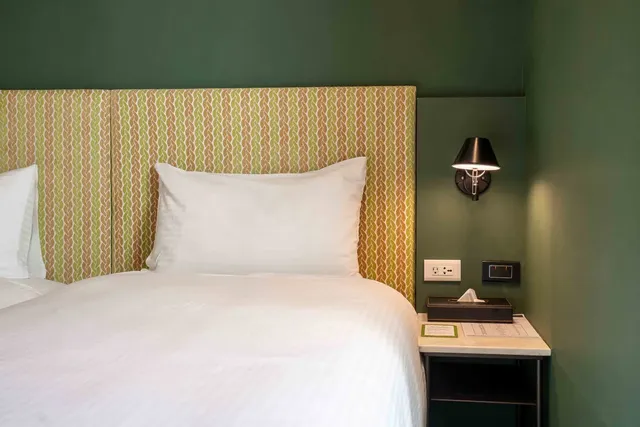CHECK inn Taichung Ziyou-Classic Twin Room-6