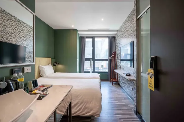CHECK inn Taichung Ziyou-Classic Twin Room-3