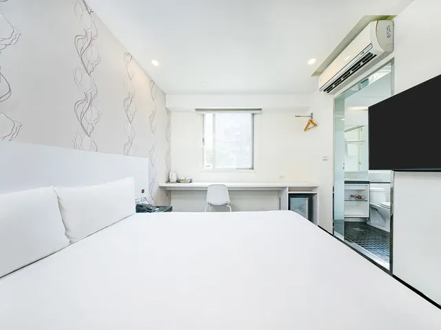 雀客快捷台北永康｜永康街商圈旁、緊靠捷運站、交通便利-快捷雙人客房-5