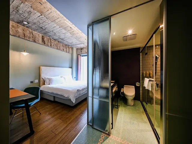 Check inn Hive-Standard Double Room-7