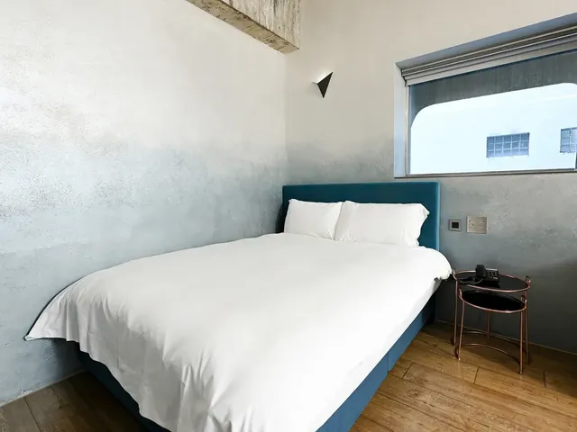 Check inn Hive-Deluxe Quadruple Room-10