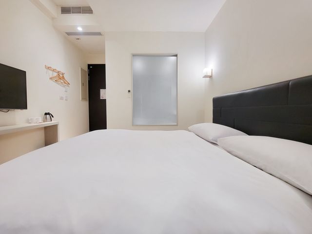 CHECK inn Express Taichung Fuxing-Superior Double Room-3