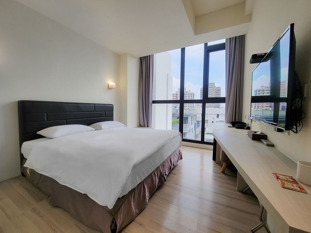 CHECK inn Express Taichung Fuxing