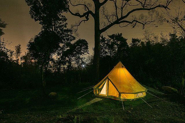 原版鐘型帳，可住4-6人