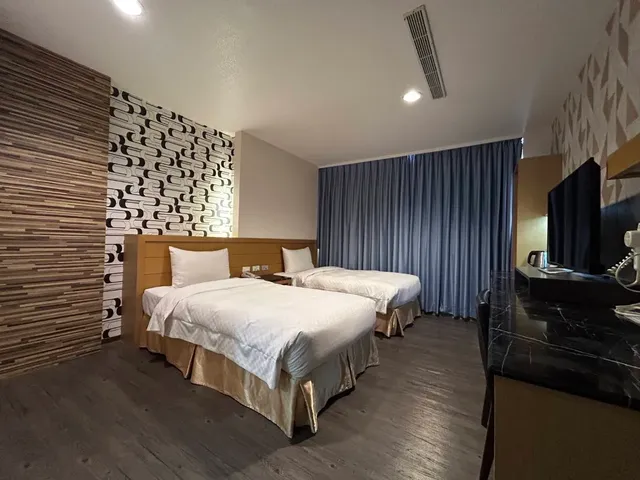 花鄉商旅 (花鄉旅館連鎖-左營店)-(C) 標準雙床房-1