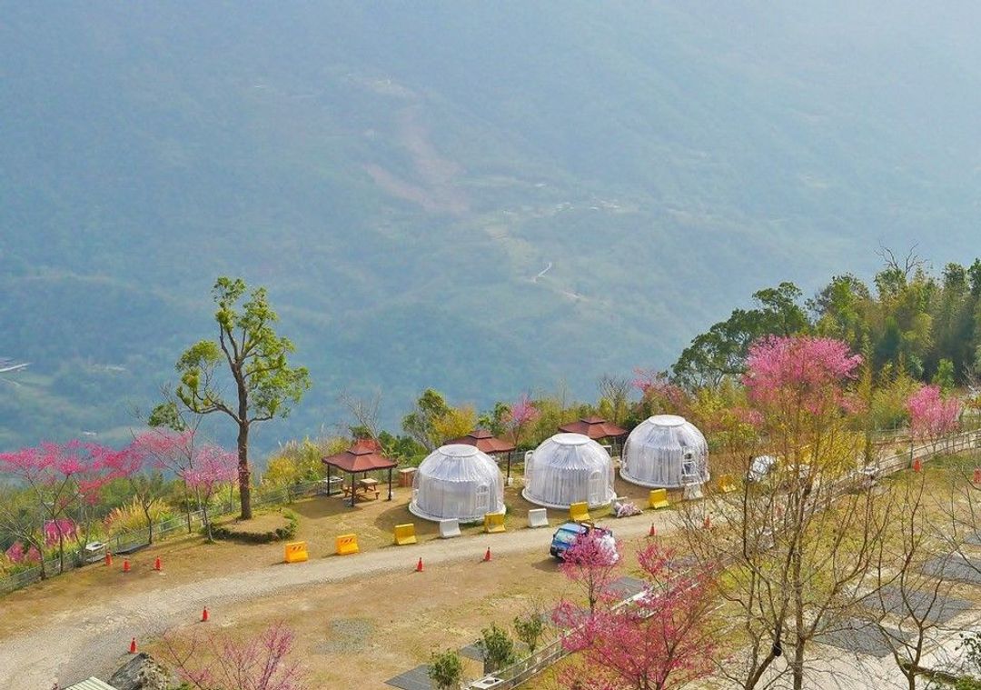 相思园景观露营区｜星空泡泡屋！云海星空双重享受、海陆火锅飨宴