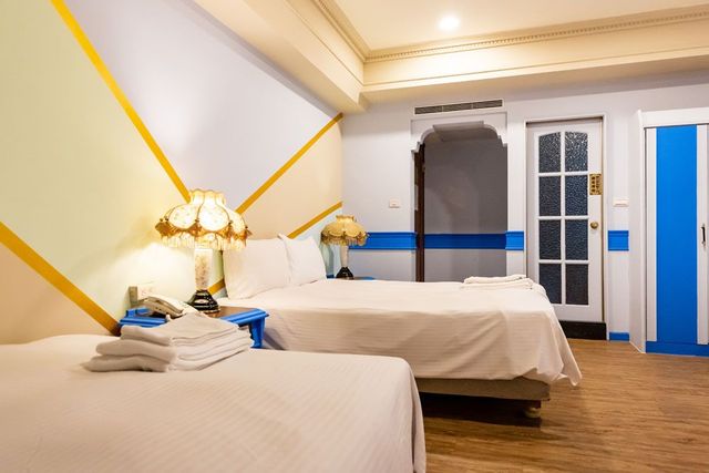 I Hi Sanduo Hotel-Family Room with 3 Double Beds-5