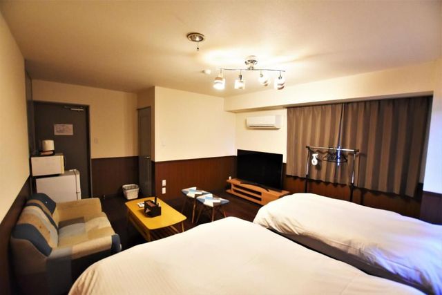 Randor Residence Tokyo Classic-Triple Room-3