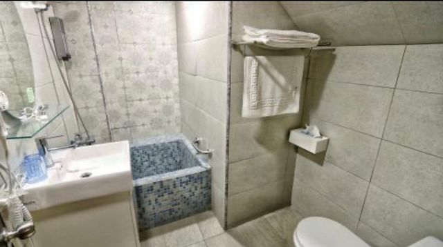 101精緻雙人房浴室