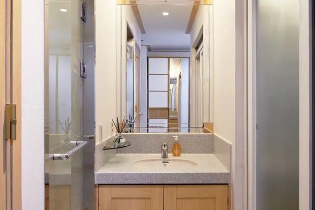 ’獨價’ 弘大柳屋｜1分鐘到弘大入口站 通機場快線-Comfy Studio 1 sec from Hongdae Sub & free WiFi u-7