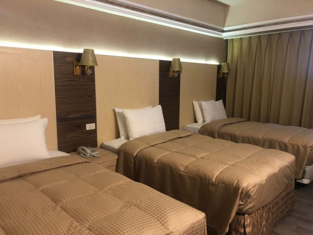 同一大飯店-標準三人客房-2