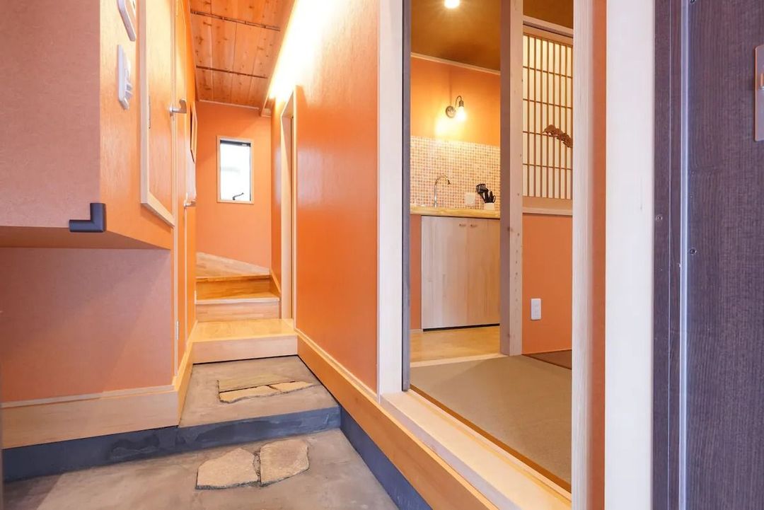 Asakusa 8min Walk/ walk to Skytree / 2BR,1LR,2 toilets, 1 bath /60㎡/ Max 6pax/ Japanese-Style House with Loft