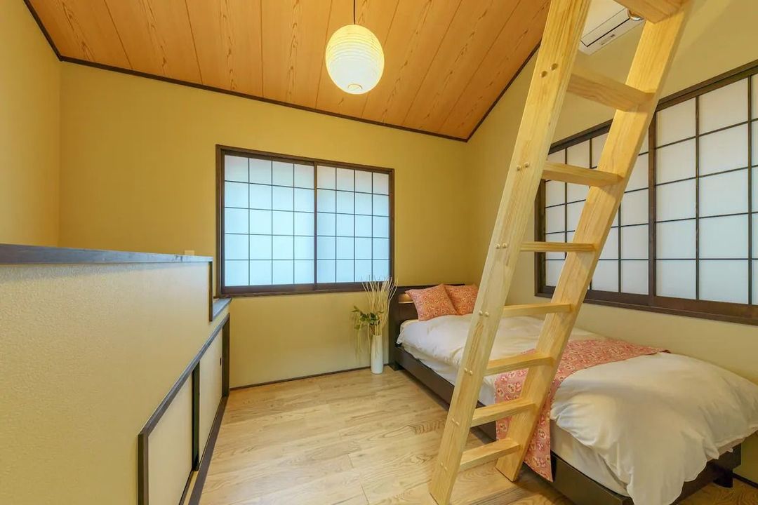 8min walk from Asakusa/Stroll along the Sumida River / 2LDK/1.5UB / 60㎡, Max 6pax / 2-story Japanese-style villa (with loft)