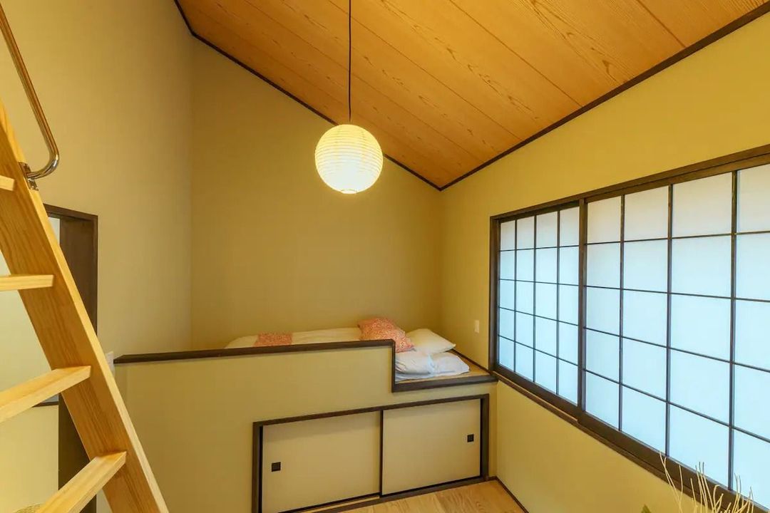 8min walk from Asakusa/Stroll along the Sumida River / 2LDK/1.5UB / 60㎡, Max 6pax / 2-story Japanese-style villa (with loft)